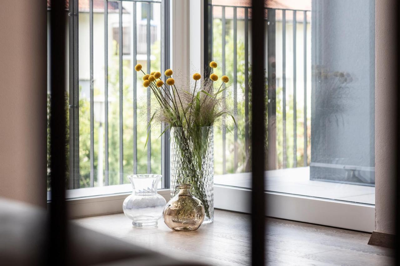 Sambucus Apartments -Premium Apartments For You And Your Dog Lana Eksteriør billede