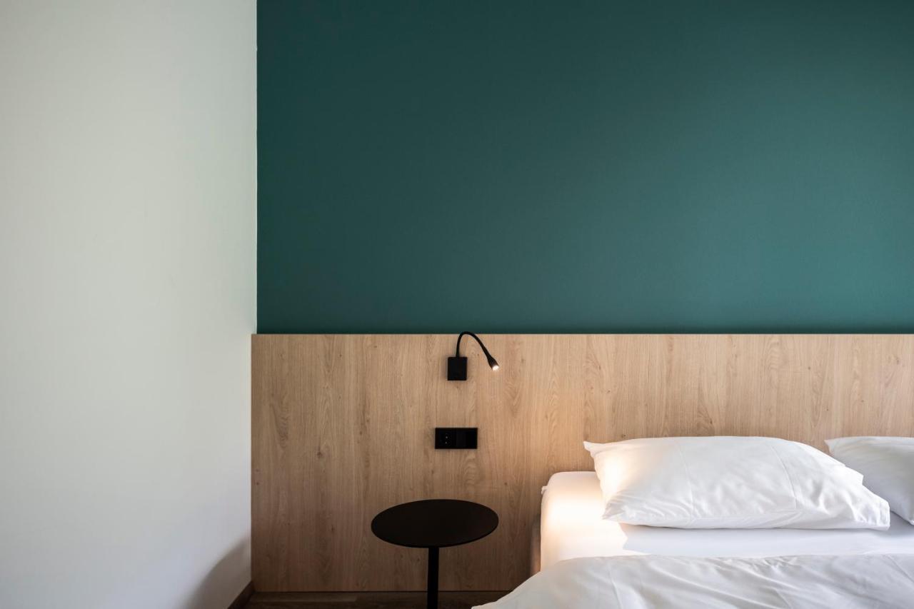 Sambucus Apartments -Premium Apartments For You And Your Dog Lana Eksteriør billede