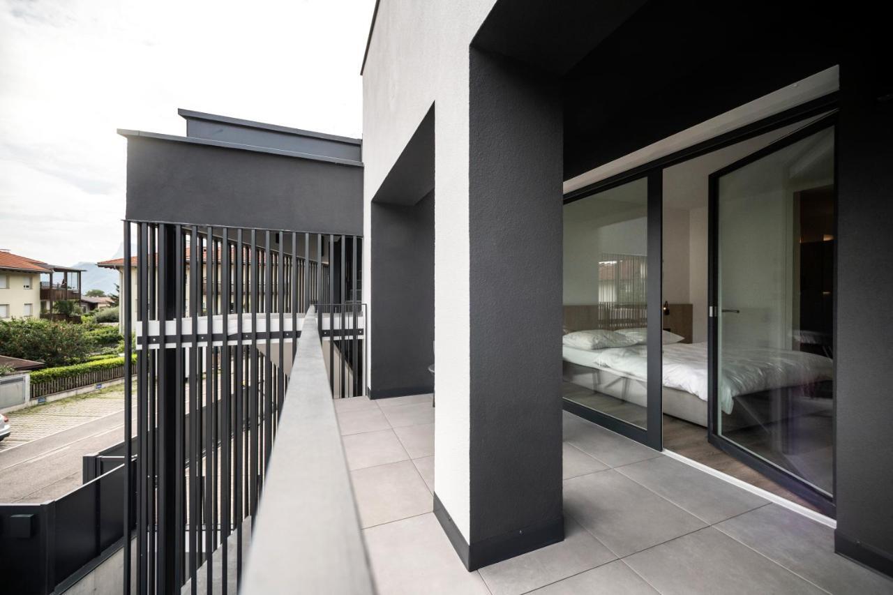 Sambucus Apartments -Premium Apartments For You And Your Dog Lana Eksteriør billede