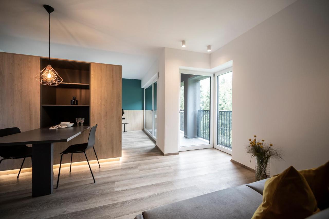 Sambucus Apartments -Premium Apartments For You And Your Dog Lana Eksteriør billede