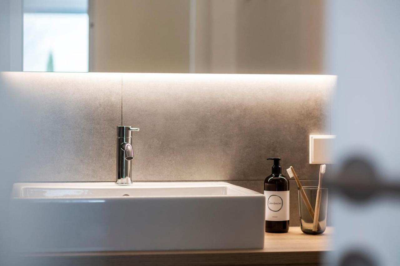 Sambucus Apartments -Premium Apartments For You And Your Dog Lana Eksteriør billede